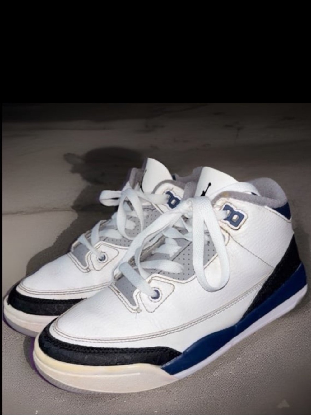 Nike Air Jordan 3 Retro "Midnight Navy" sneakers, Big Kid Size 3Y